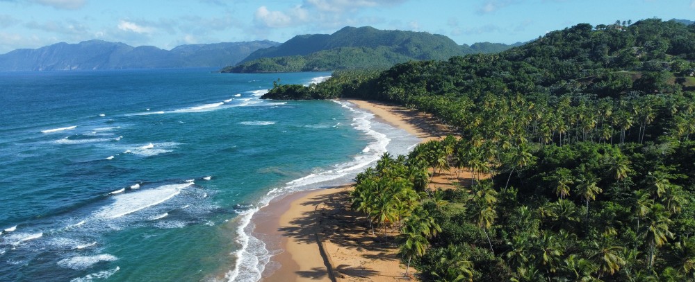 Dominikana, Samana