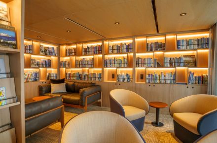 Quark - rejs ekspedycyjny