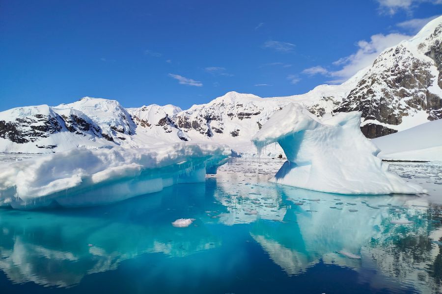 Antarktyda z polskim pilotem, Antarktyda 2026, wyjazd na Antarktydę, rejs na Antarktydę, DreamGo Exclusive Travel & Quark Expeditions