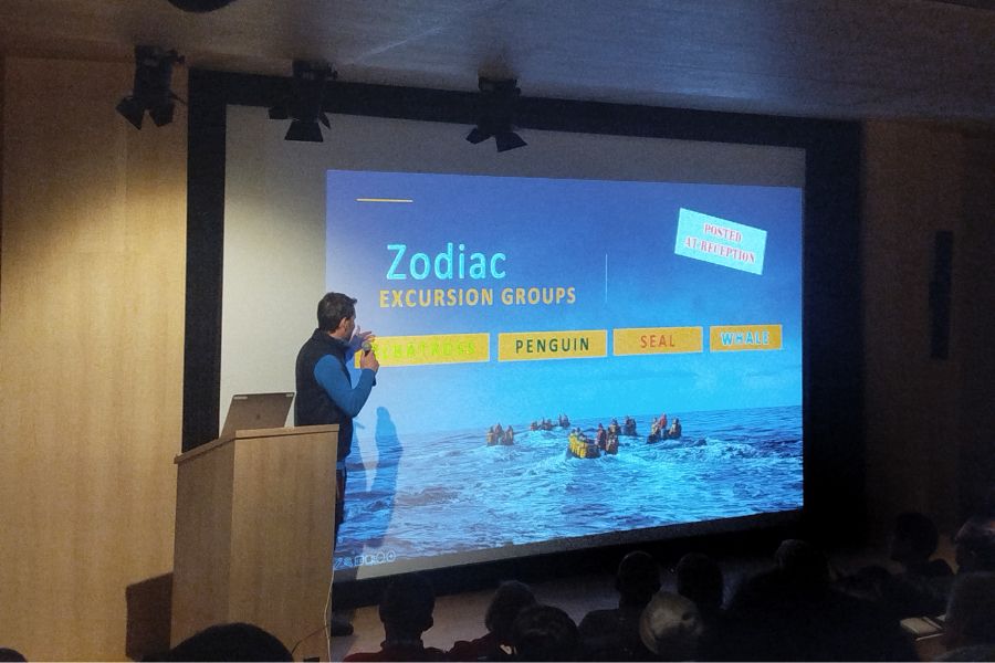 wykłady na Quark Expeditions, Antarktyda 2025, DreamGo Exclusive Travel, Antarktyda z polskim pilotem, rejs na Antarktydę, Antarktyda 2026