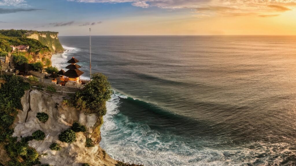 Uluwatu podróż, Uluwatu wakacje, Uluwatu oferta